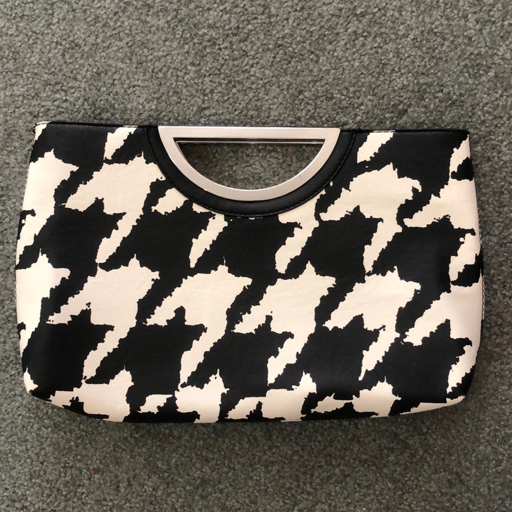 THE LIMITED PURSE